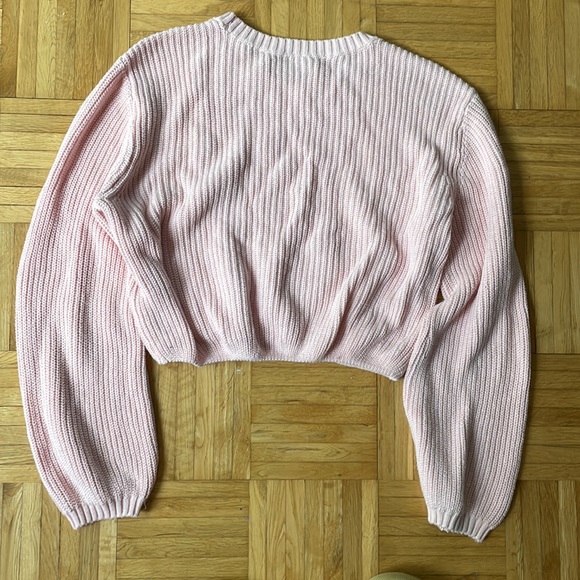 Cropped Sweater - Picture 2 of 3